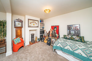 SITING ROOM- click for photo gallery